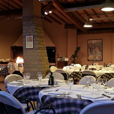 Montebelli Agriturismo Фермерский дом